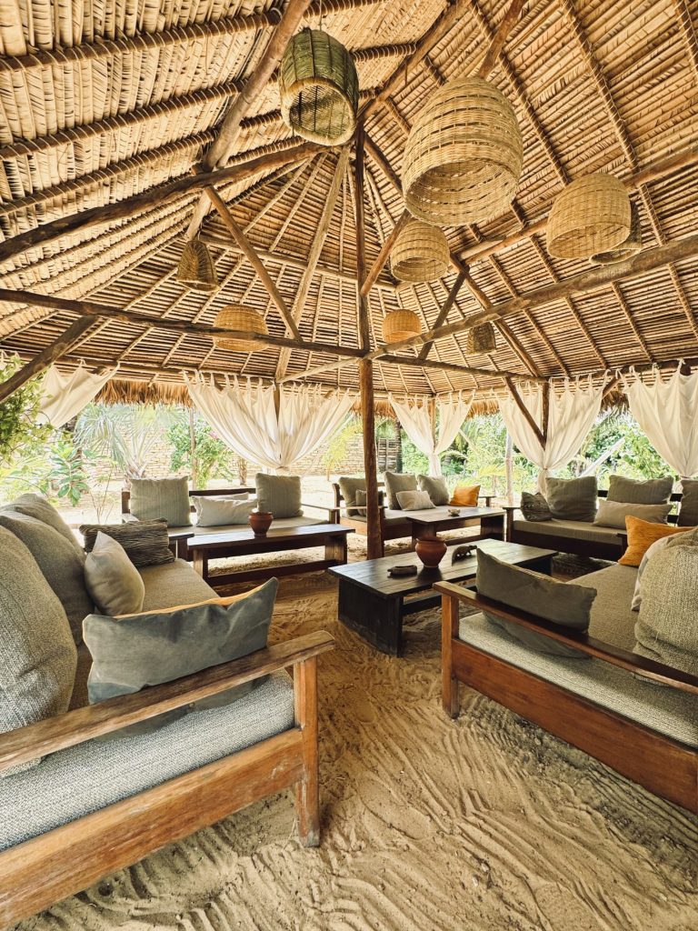 tao-resort-bar-plage